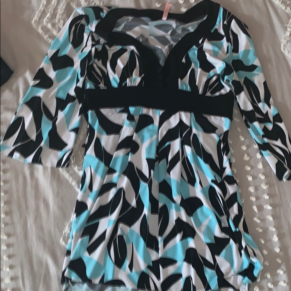 Blue, white, black tunic
